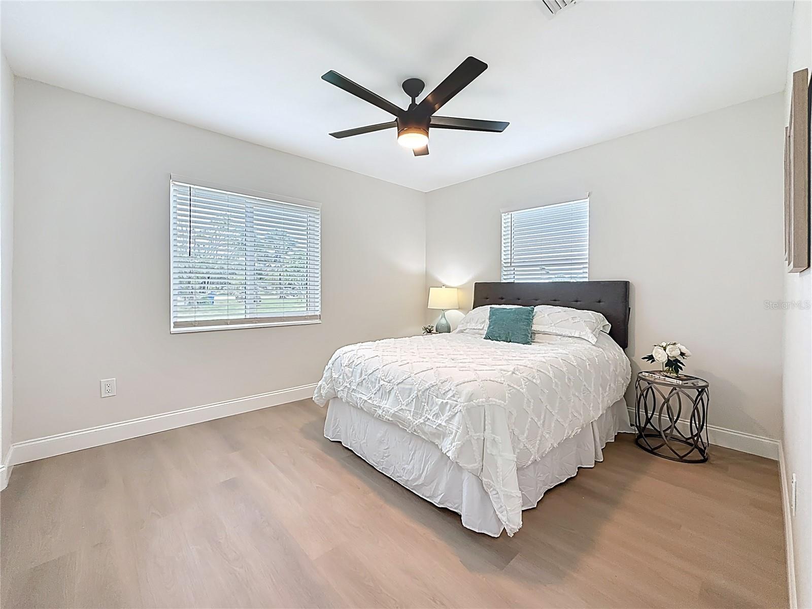 2999 LESLEE LAKE DR N, ST PETERSBURG, FL, 33713