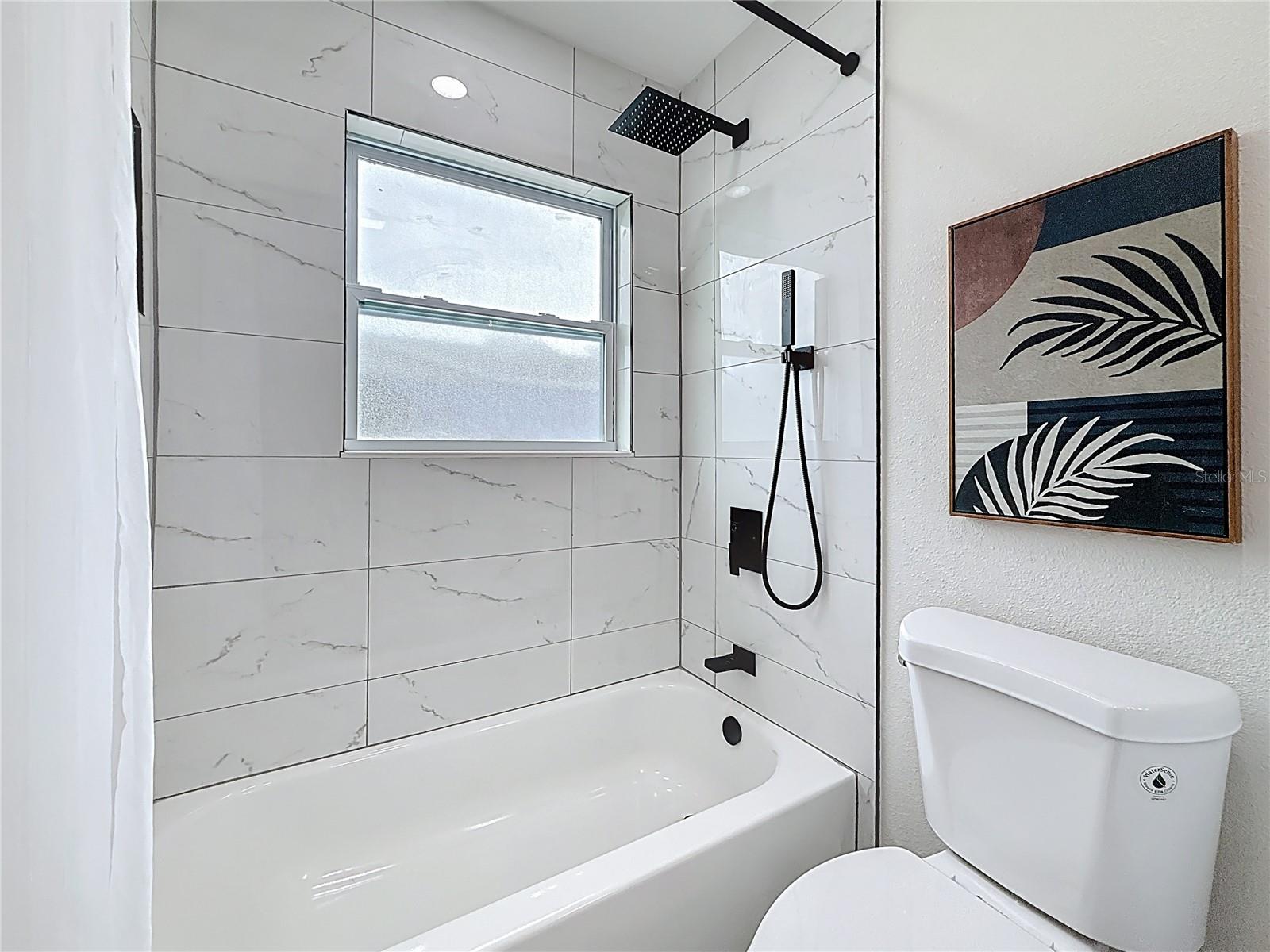 2999 LESLEE LAKE DR N, ST PETERSBURG, FL, 33713