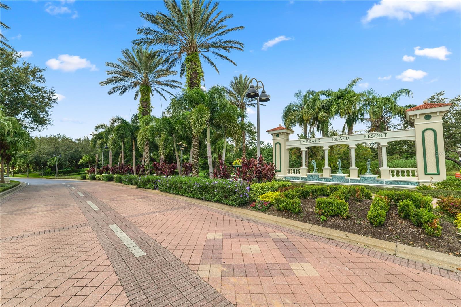 8425 CRYSTAL COVE LOOP, KISSIMMEE, FL, 34747