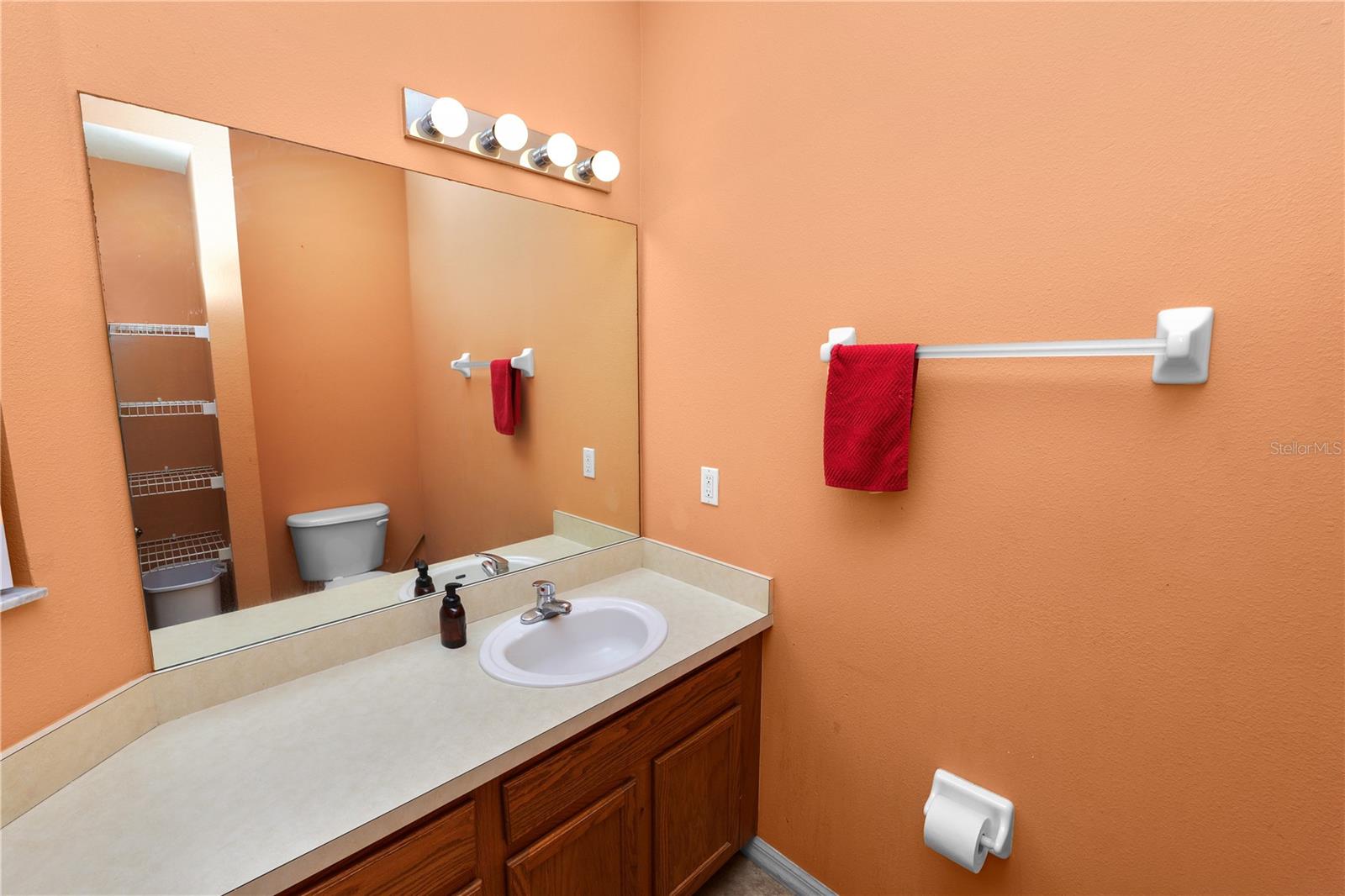 8425 CRYSTAL COVE LOOP, KISSIMMEE, FL, 34747