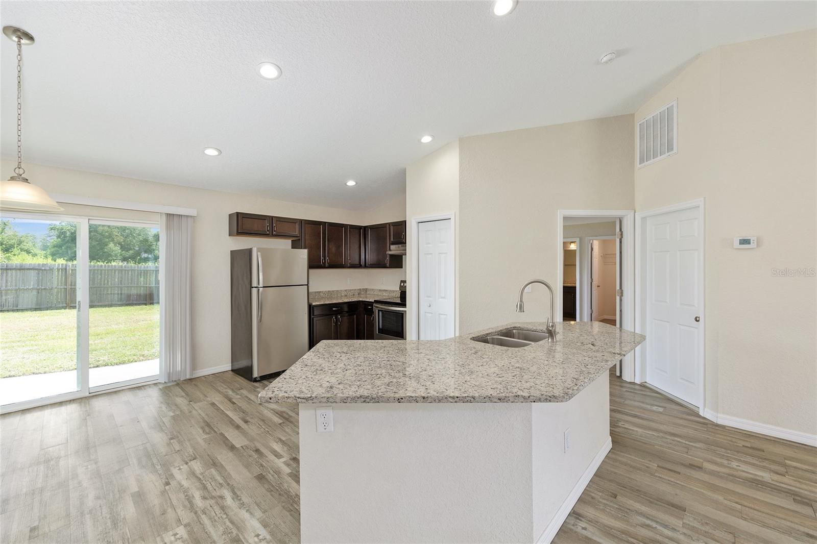 99 JUNIPER LOOP CIR, OCALA, FL, 34480