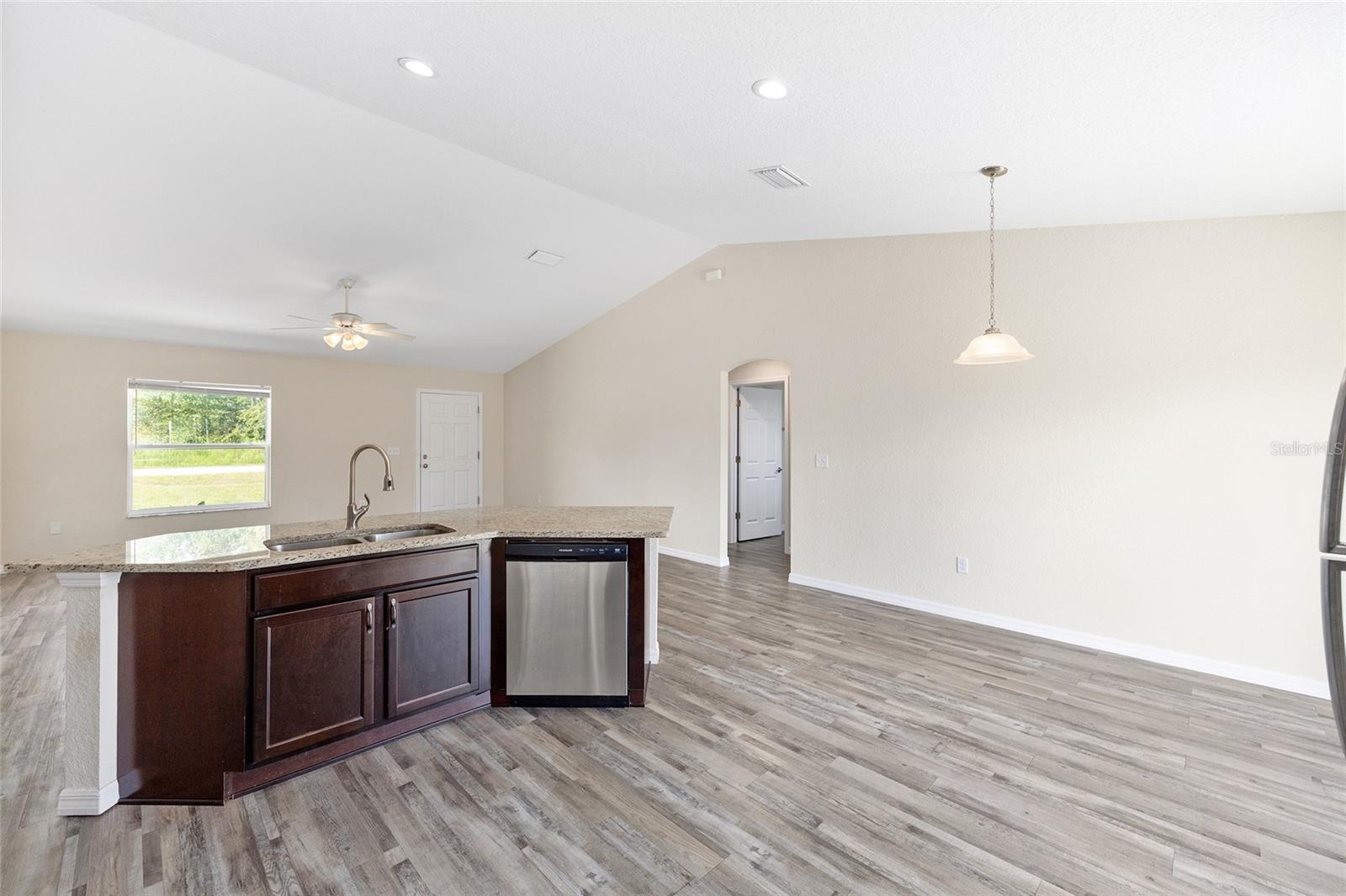 99 JUNIPER LOOP CIR, OCALA, FL, 34480