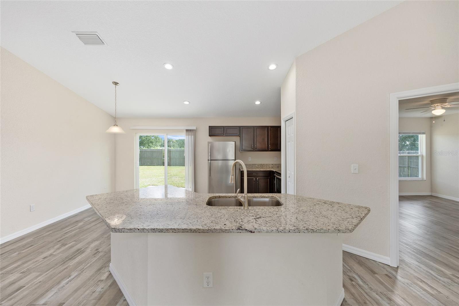 99 JUNIPER LOOP CIR, OCALA, FL, 34480