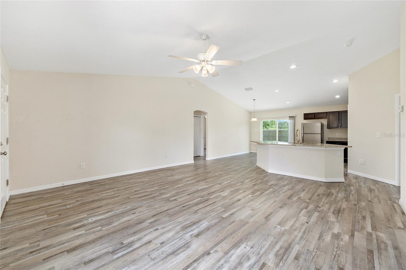 99 JUNIPER LOOP CIR, OCALA, FL, 34480