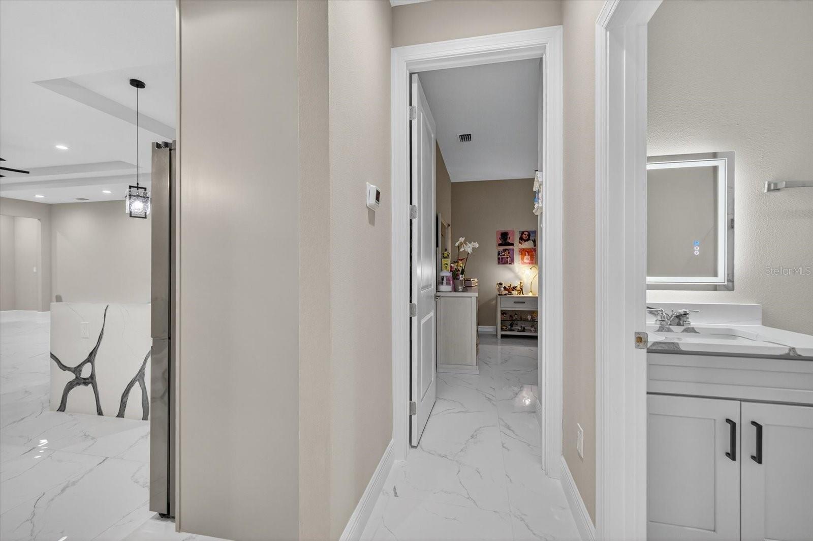 636 LIMONA WOODS DR, BRANDON, FL, 33510