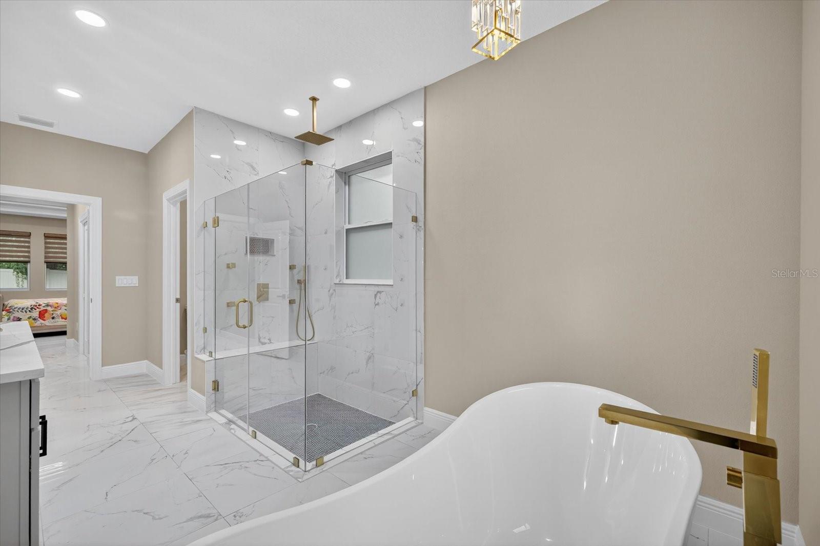 636 LIMONA WOODS DR, BRANDON, FL, 33510