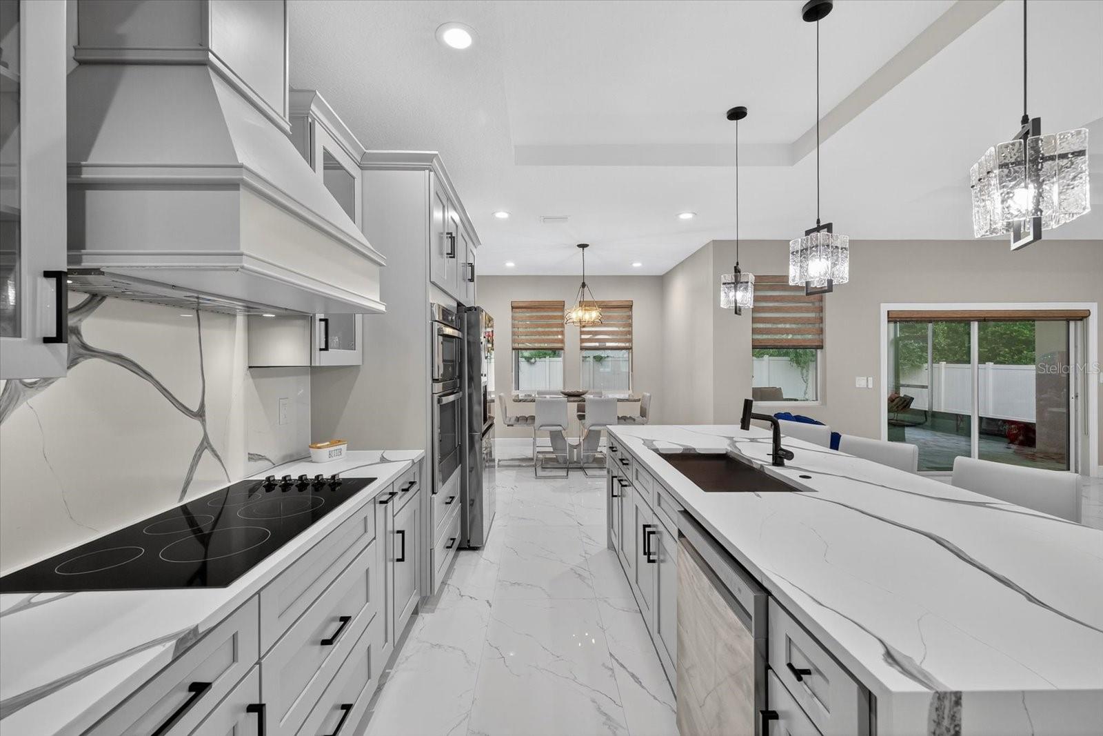 636 LIMONA WOODS DR, BRANDON, FL, 33510