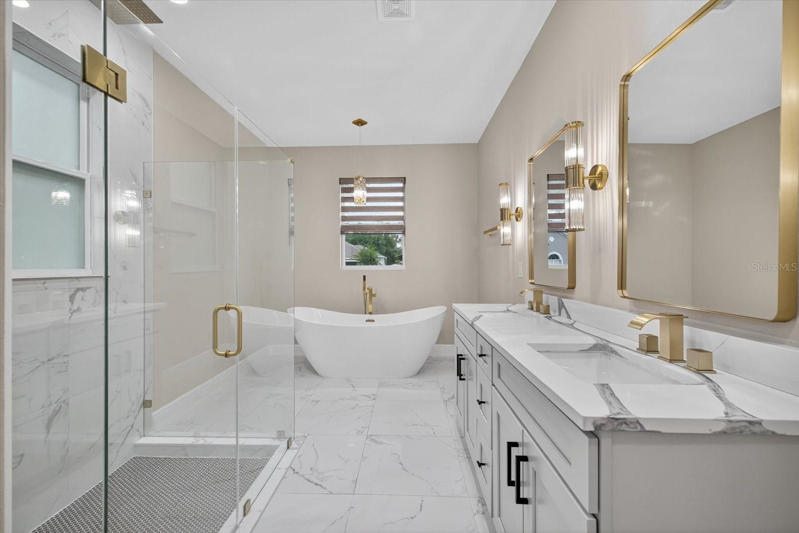 636 LIMONA WOODS DR, BRANDON, FL, 33510