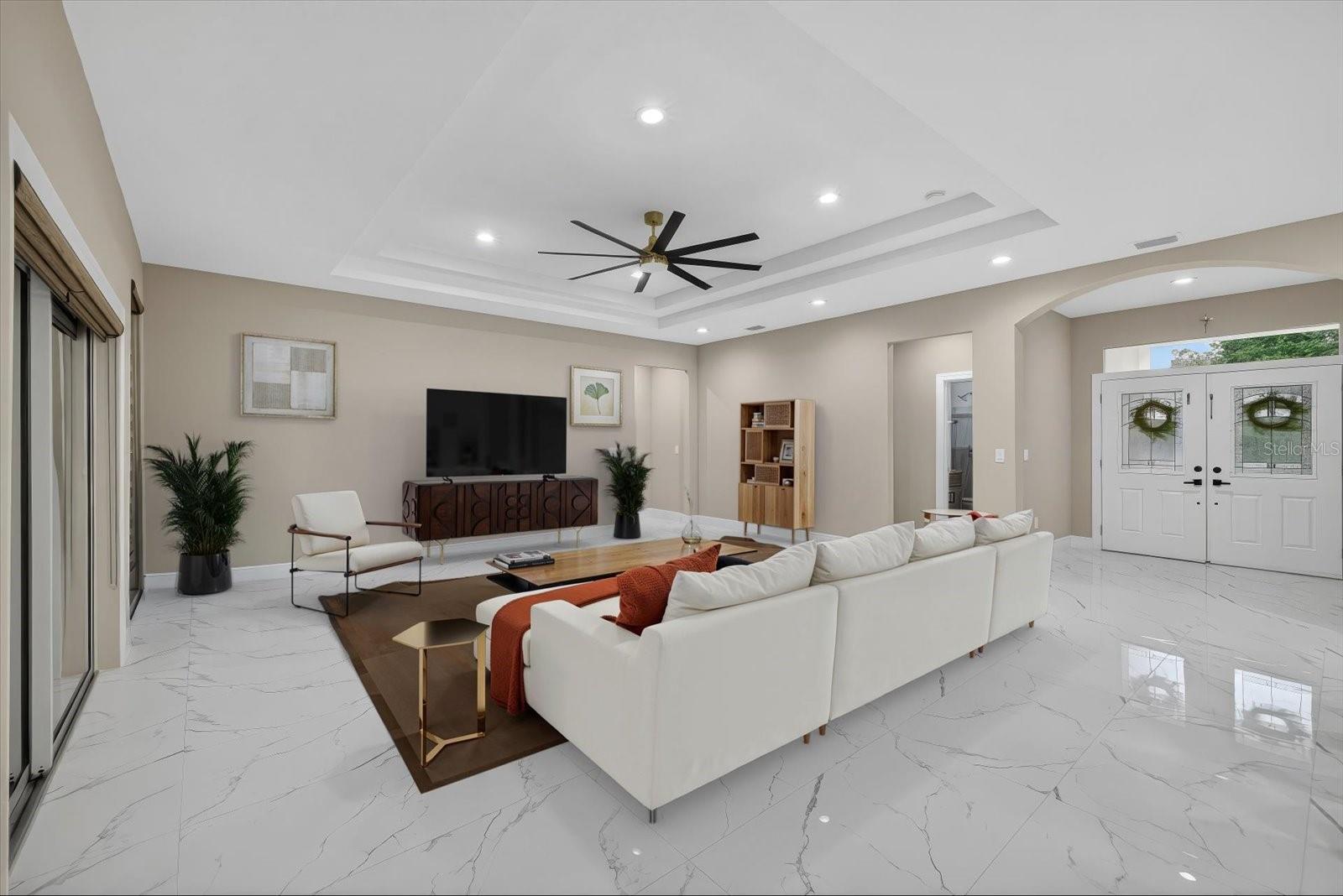 636 LIMONA WOODS DR, BRANDON, FL, 33510