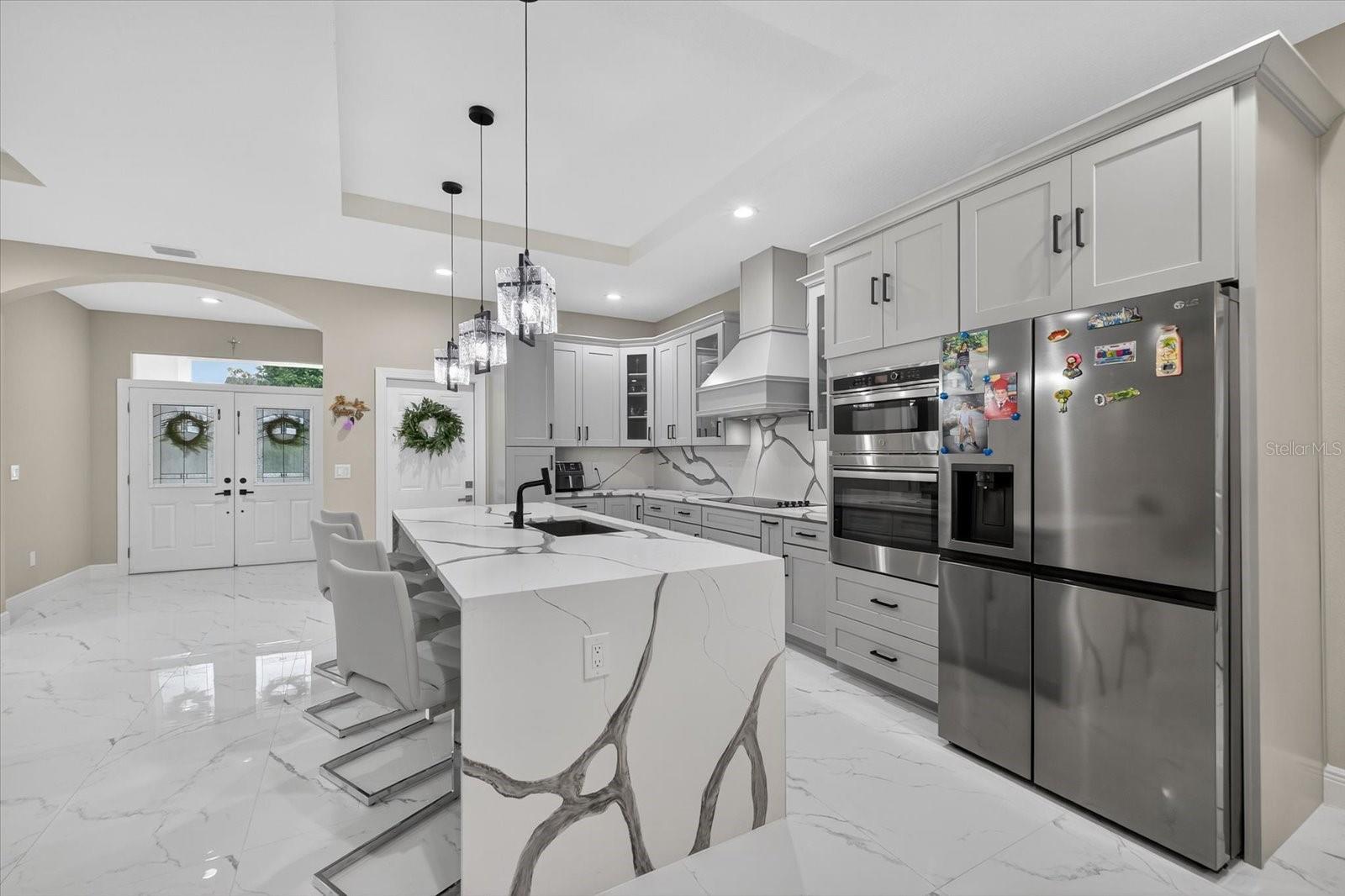 636 LIMONA WOODS DR, BRANDON, FL, 33510