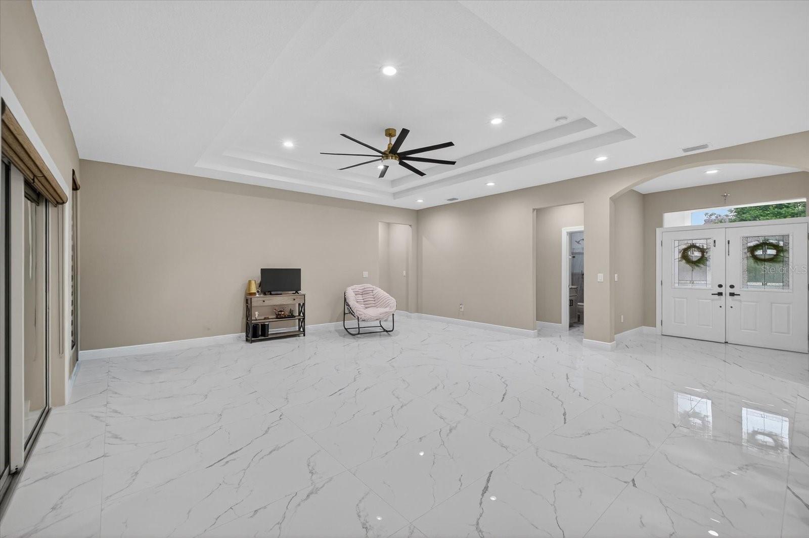 636 LIMONA WOODS DR, BRANDON, FL, 33510