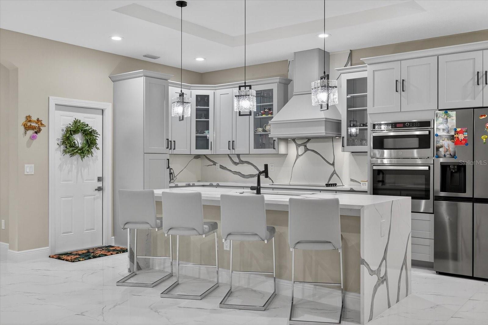 636 LIMONA WOODS DR, BRANDON, FL, 33510