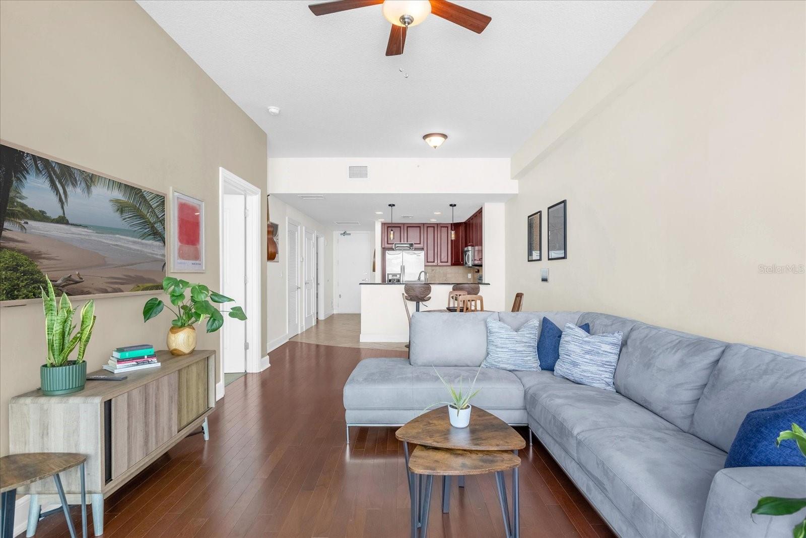 101 S EOLA DR #1017, ORLANDO, FL, 32801