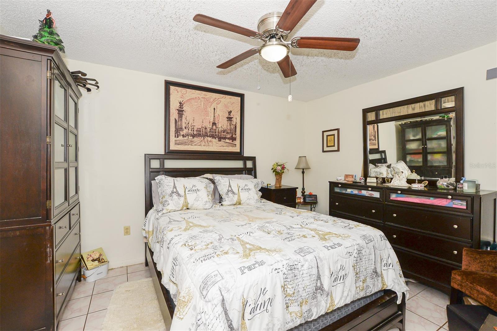 208 SE VERADA AVE, PORT ST LUCIE, FL, 34983