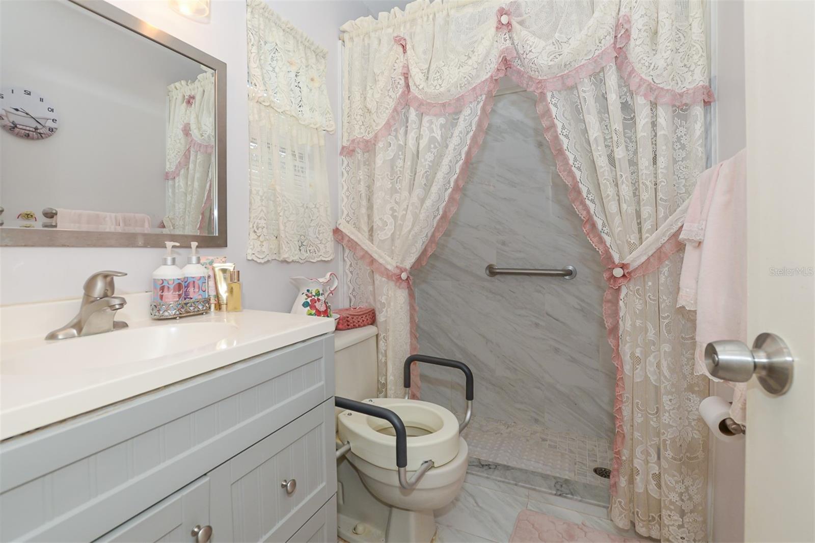 208 SE VERADA AVE, PORT ST LUCIE, FL, 34983