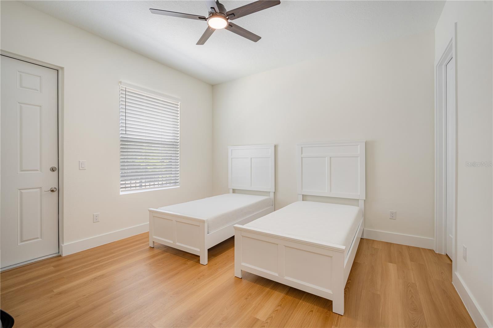 13614 N 22ND ST, TAMPA, FL, 33613