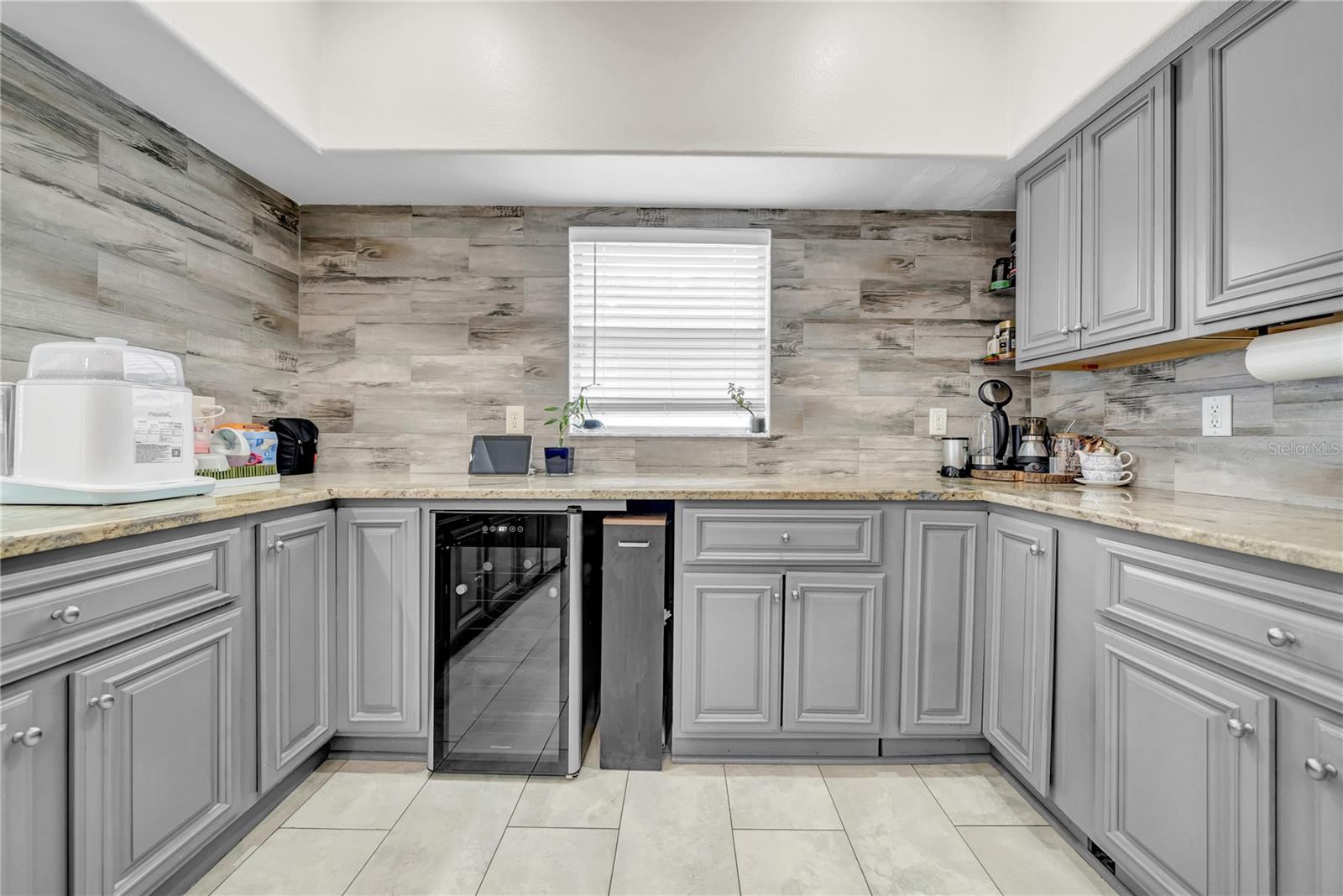 2729 W UNION ST, TAMPA, FL, 33607