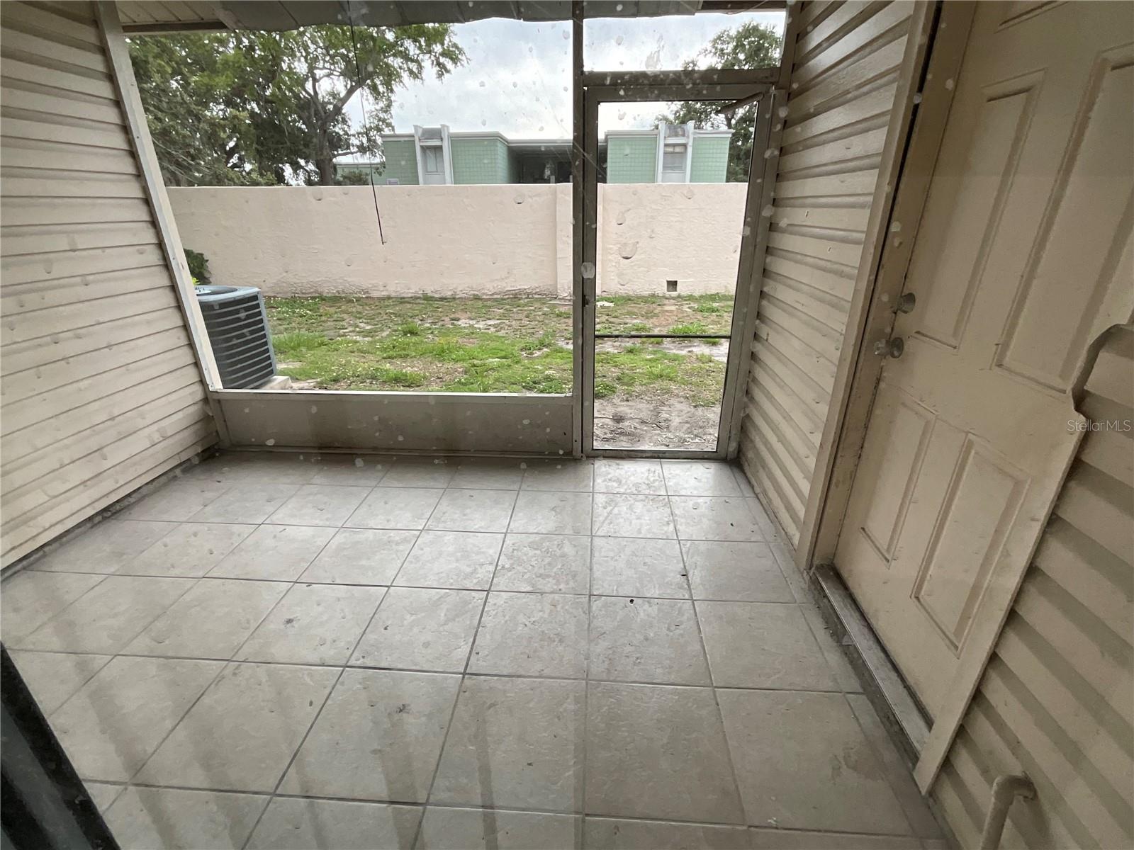 2027 PINE CHACE CT, TAMPA, FL, 33613