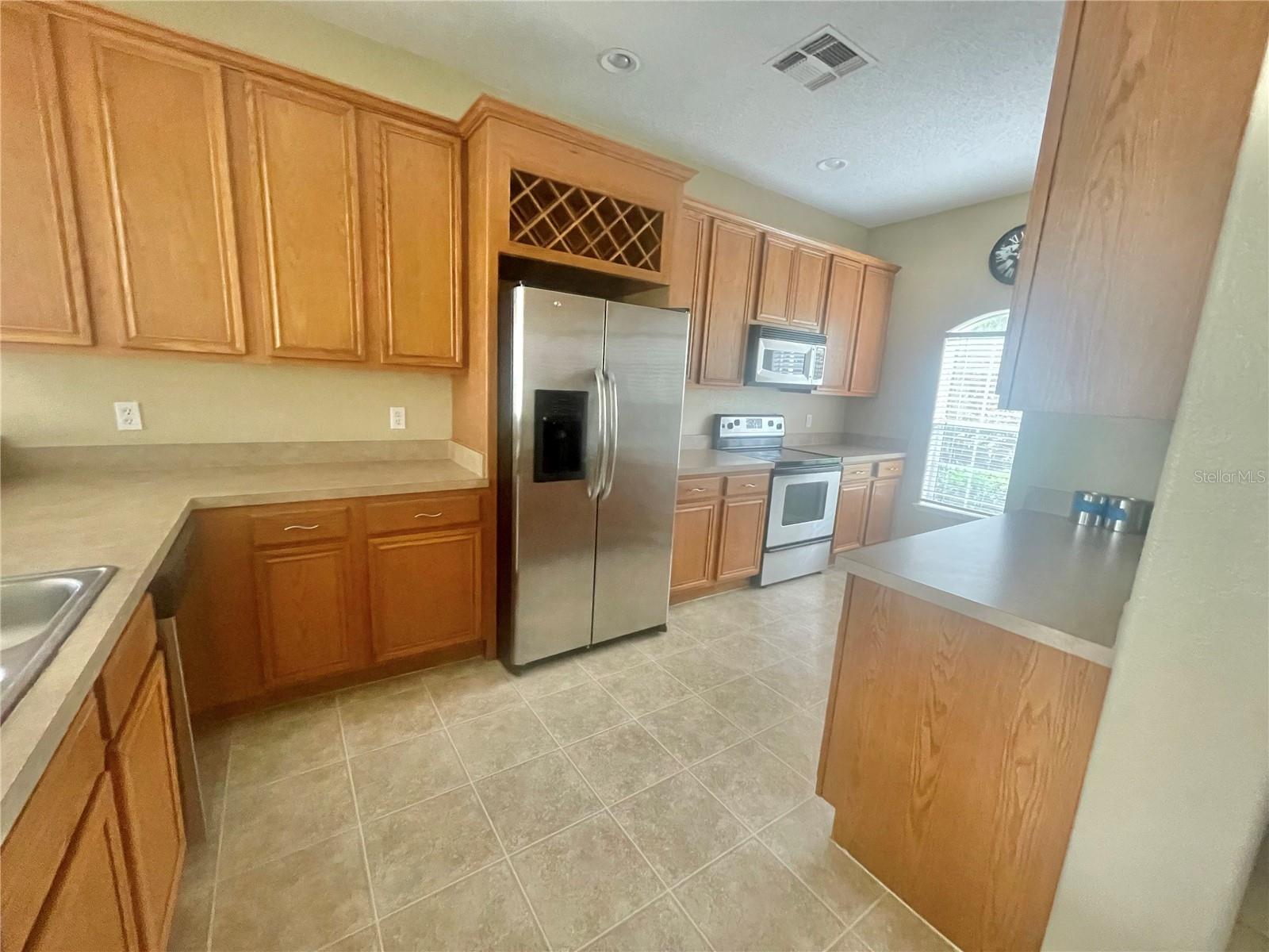 2801 EAGLES ROOST CIR, KISSIMMEE, FL, 34746