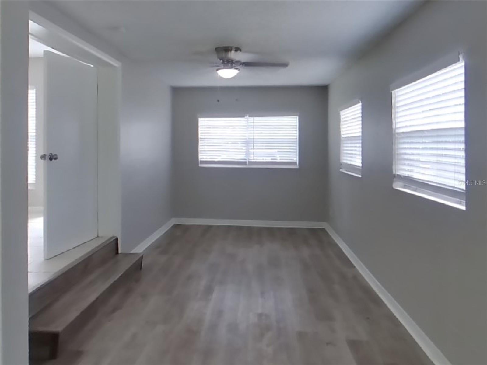 10002 N 24TH ST, TAMPA, FL, 33612