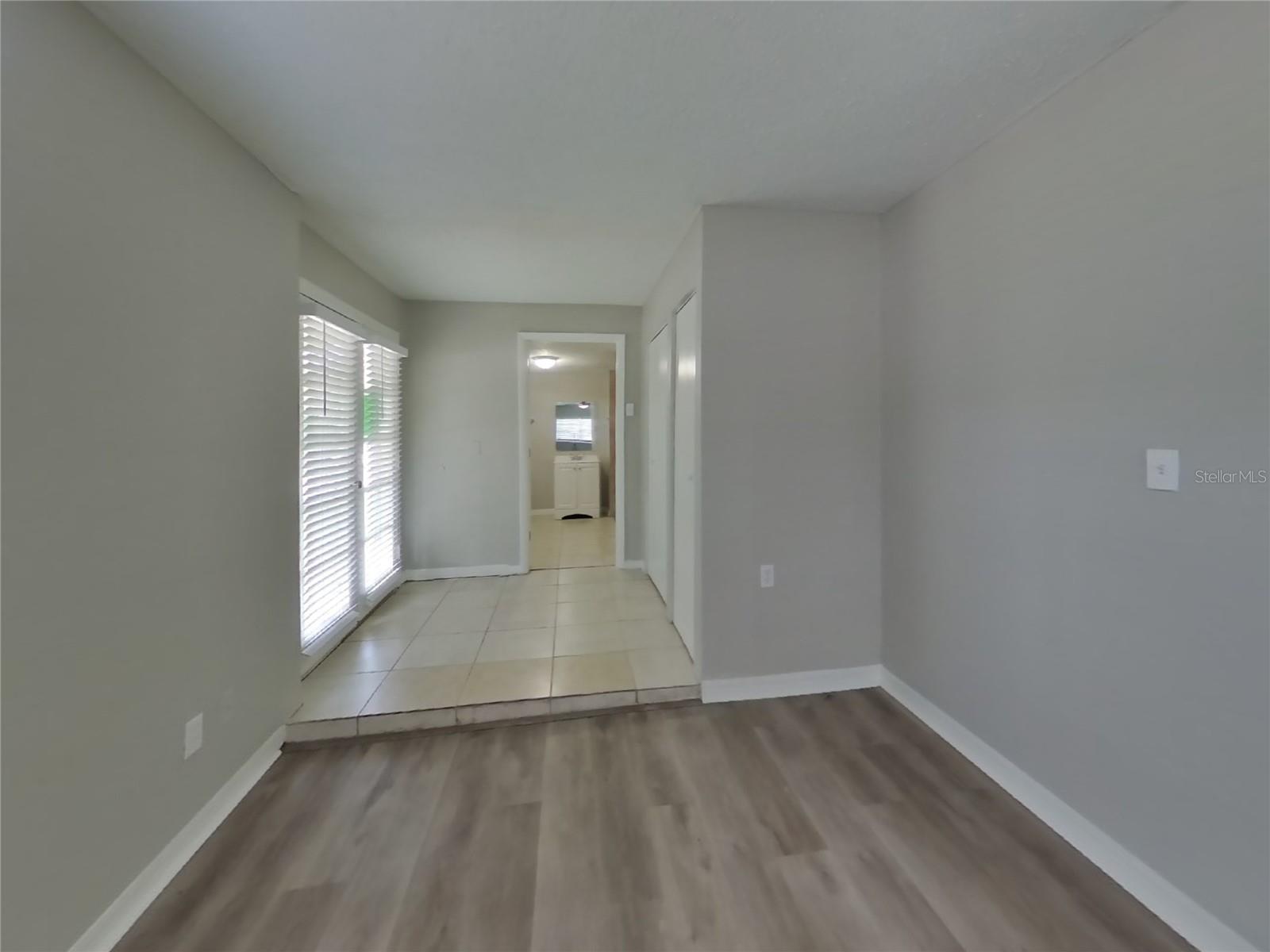 10002 N 24TH ST, TAMPA, FL, 33612