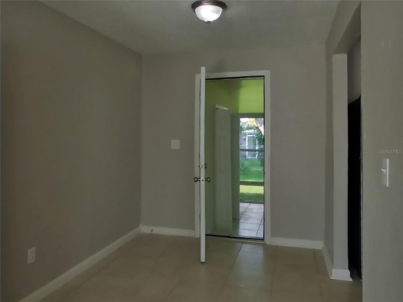 10002 N 24TH ST, TAMPA, FL, 33612