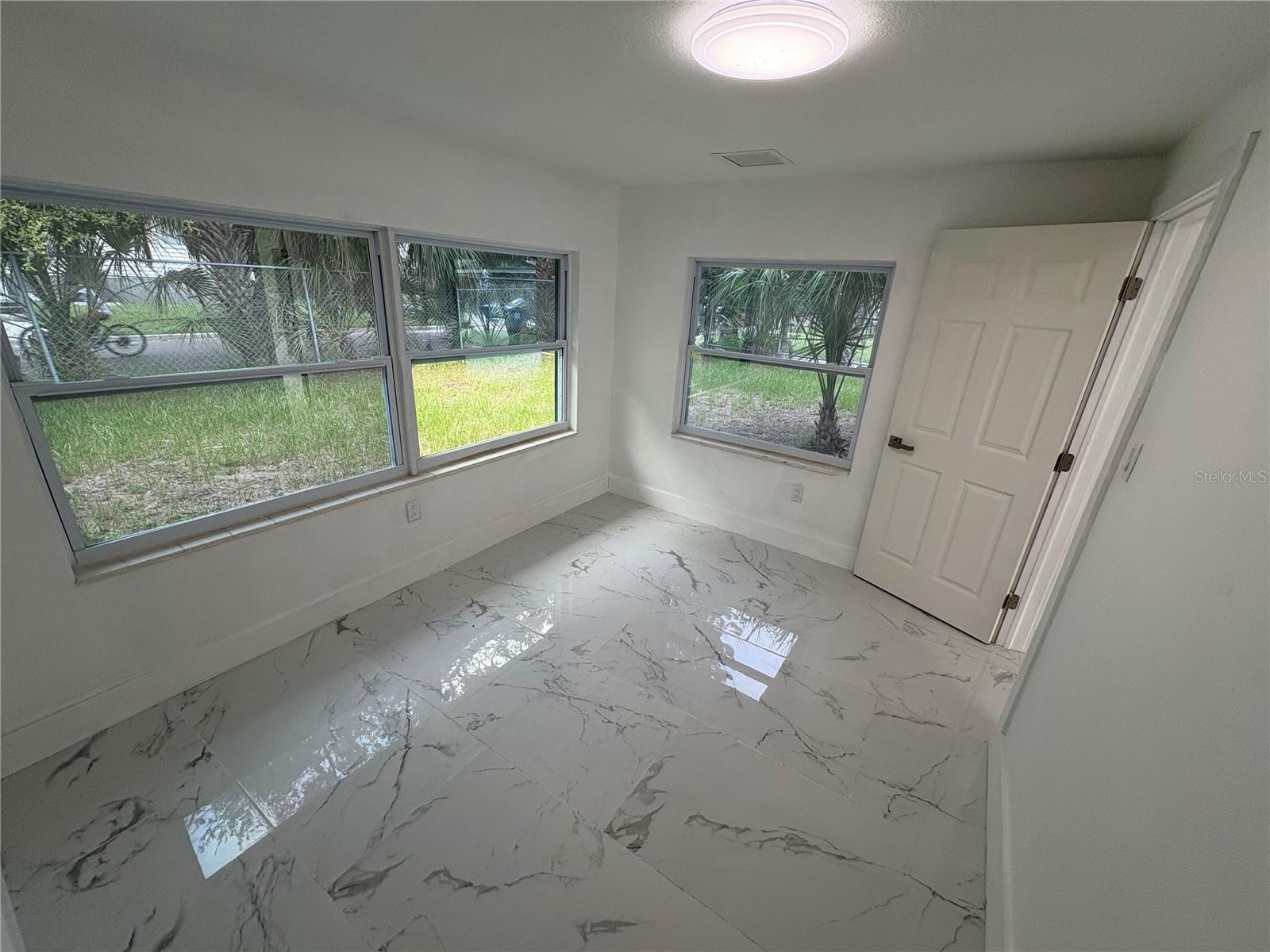 547 16TH AVE S, ST PETERSBURG, FL, 33701