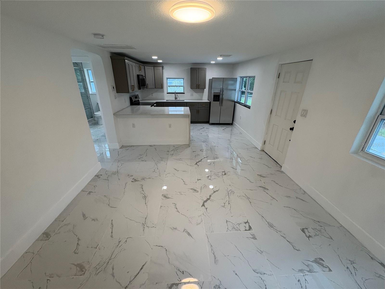 547 16TH AVE S, ST PETERSBURG, FL, 33701