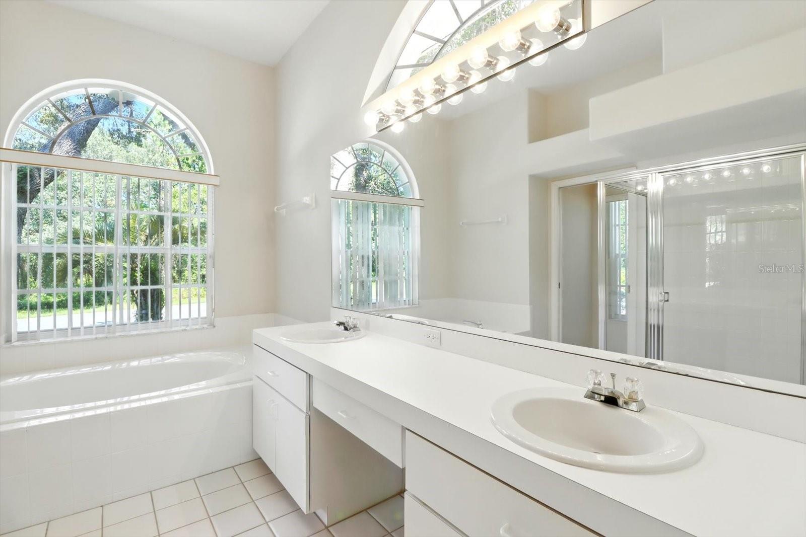 8 SWEETGUM CT N, HOMOSASSA, FL, 34446