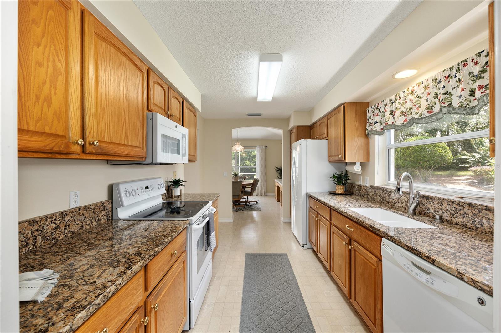 1303 CATALANI LN, THE VILLAGES, FL, 32162