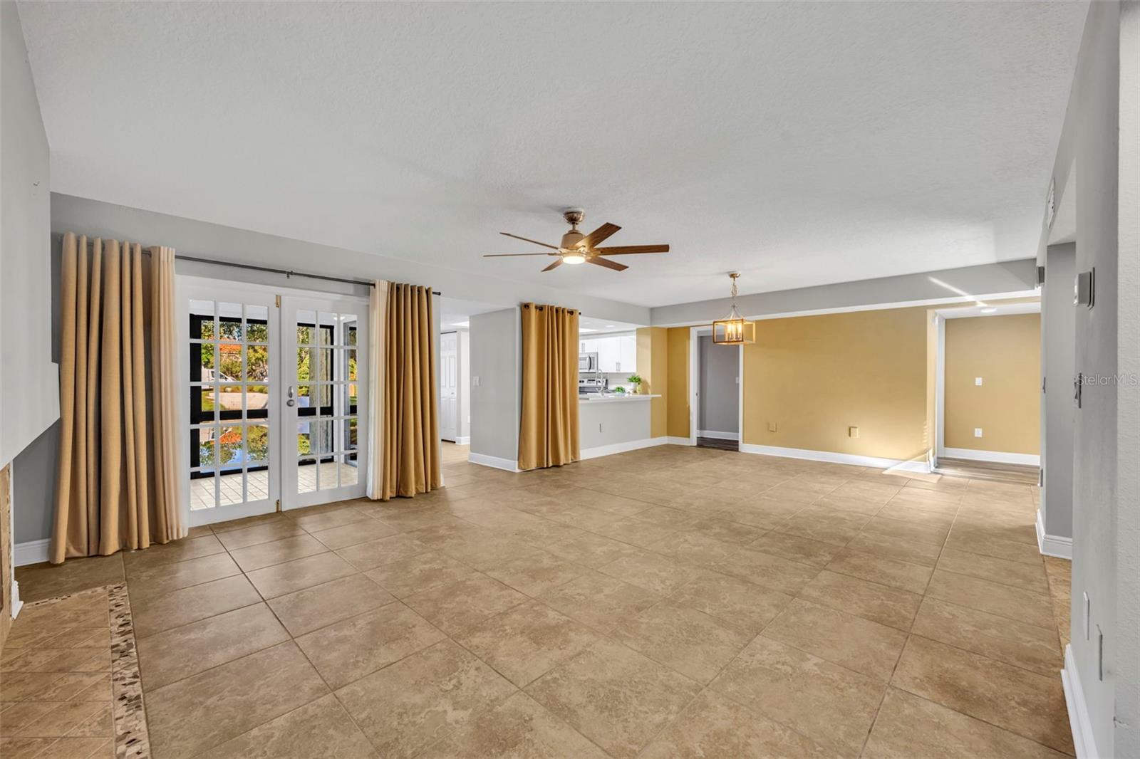 1000 WINDERLEY PL #142, MAITLAND, FL, 32751