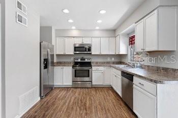 450 LONGWOOD CIR, LONGWOOD, FL, 32750