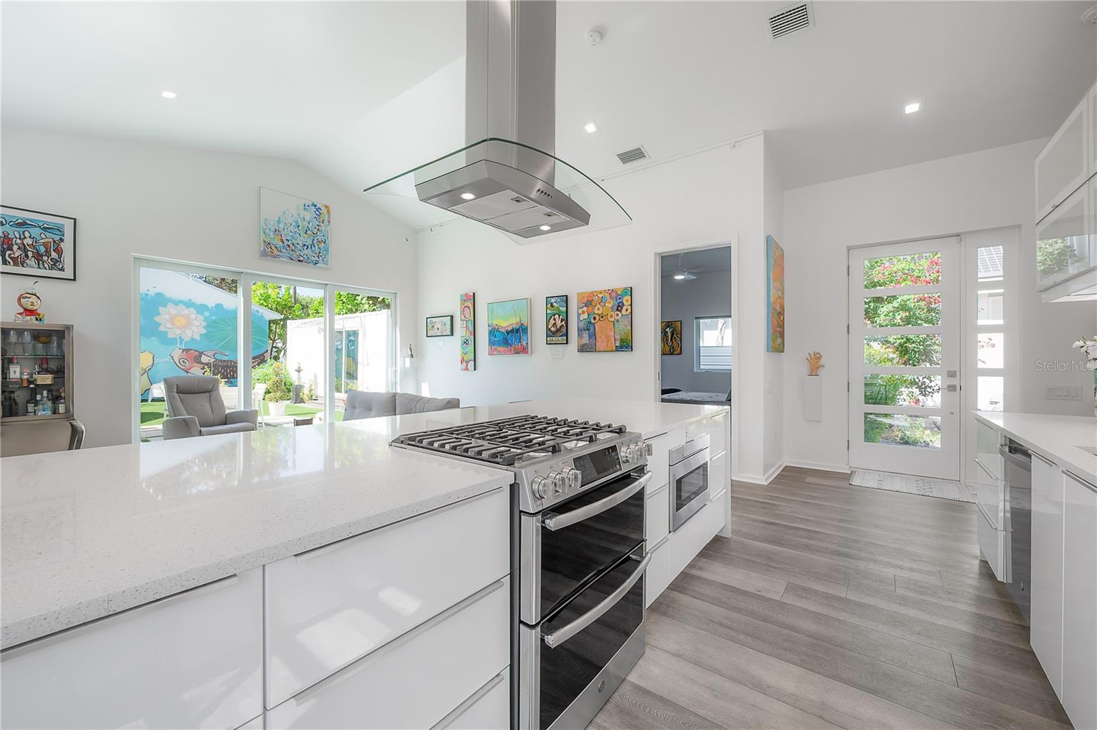 116 W PLYMOUTH ST, TAMPA, FL, 33603