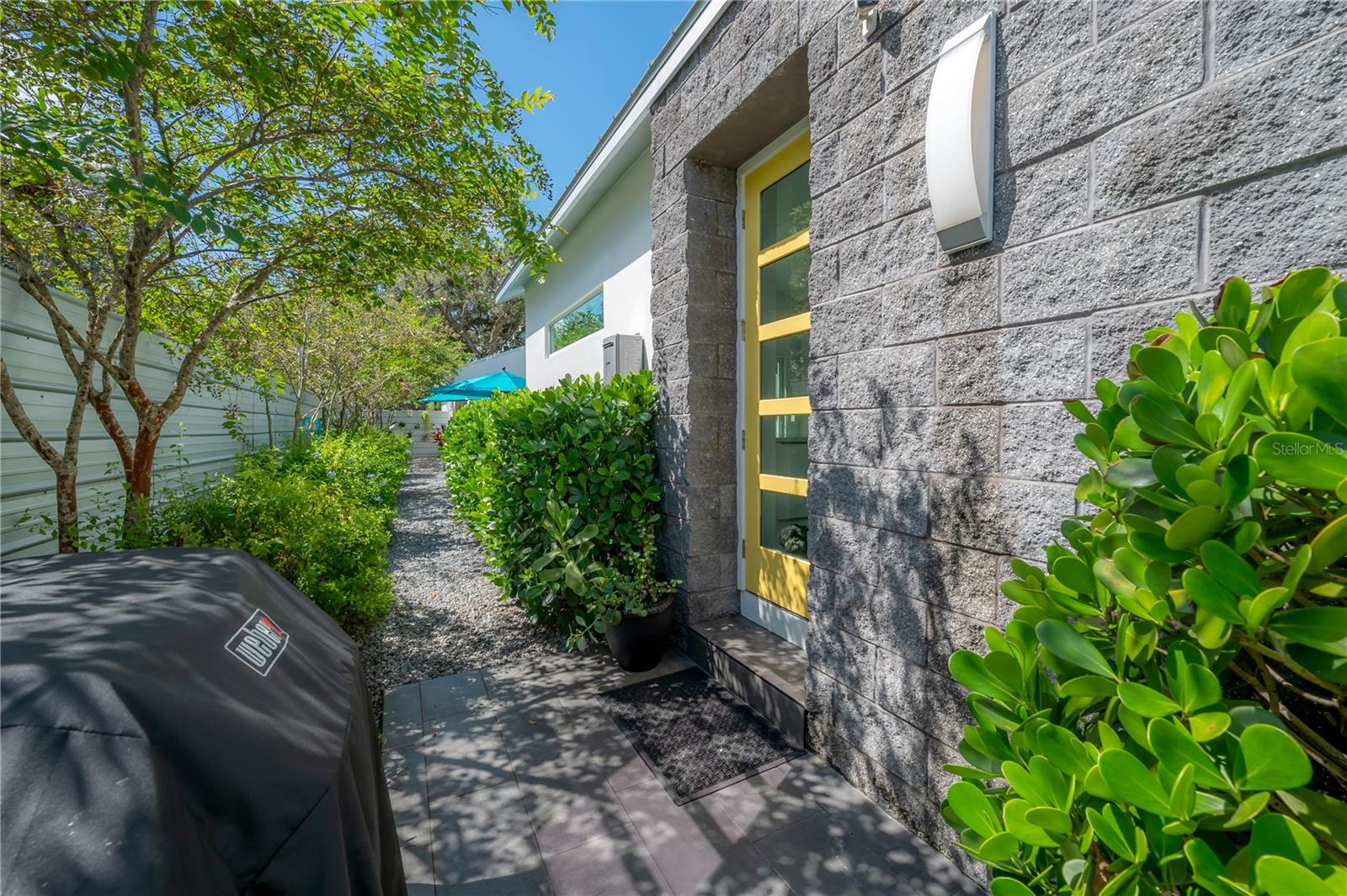 116 W PLYMOUTH ST, TAMPA, FL, 33603