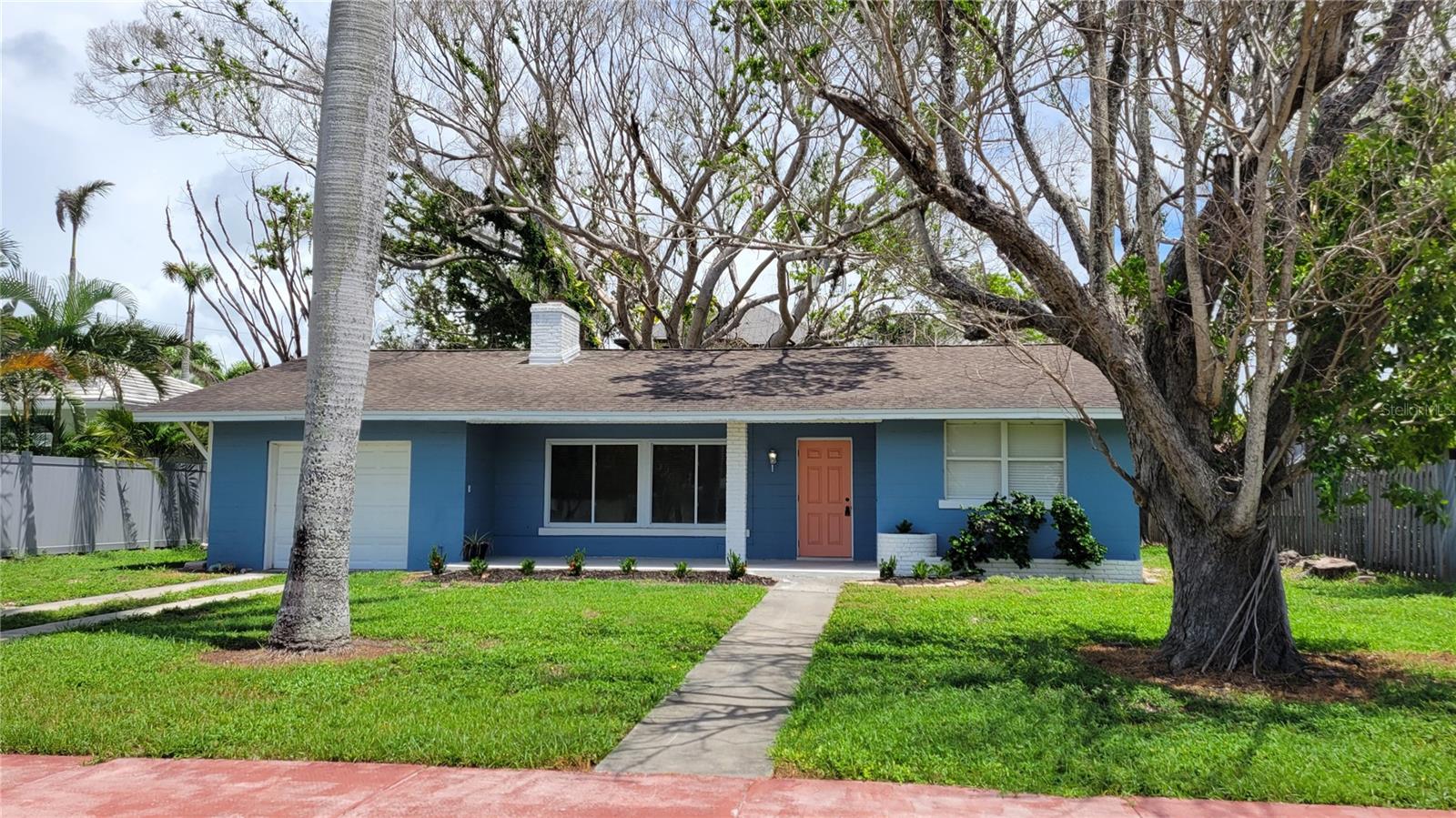 223 S BLVD OF PRESIDENTS, SARASOTA, FL, 34236