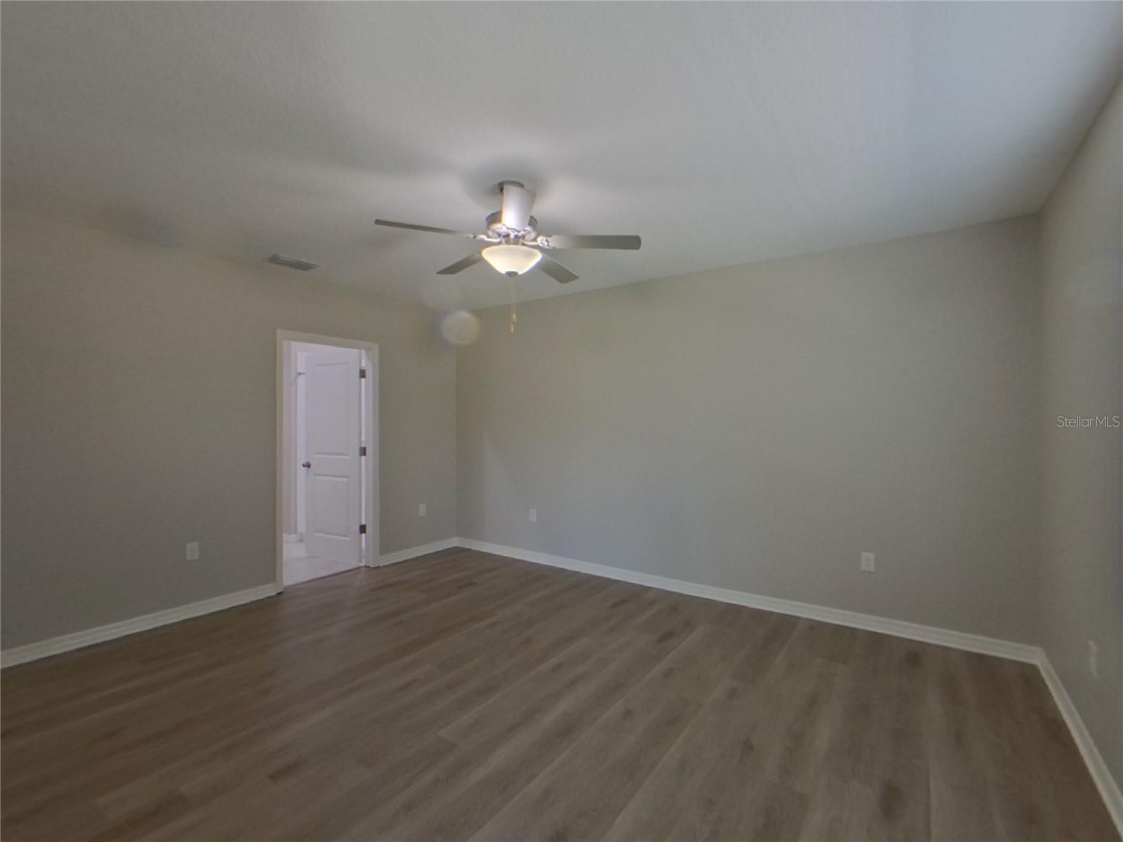 9512 LEMON DROP LOOP, SUN CITY CENTER, FL, 33573