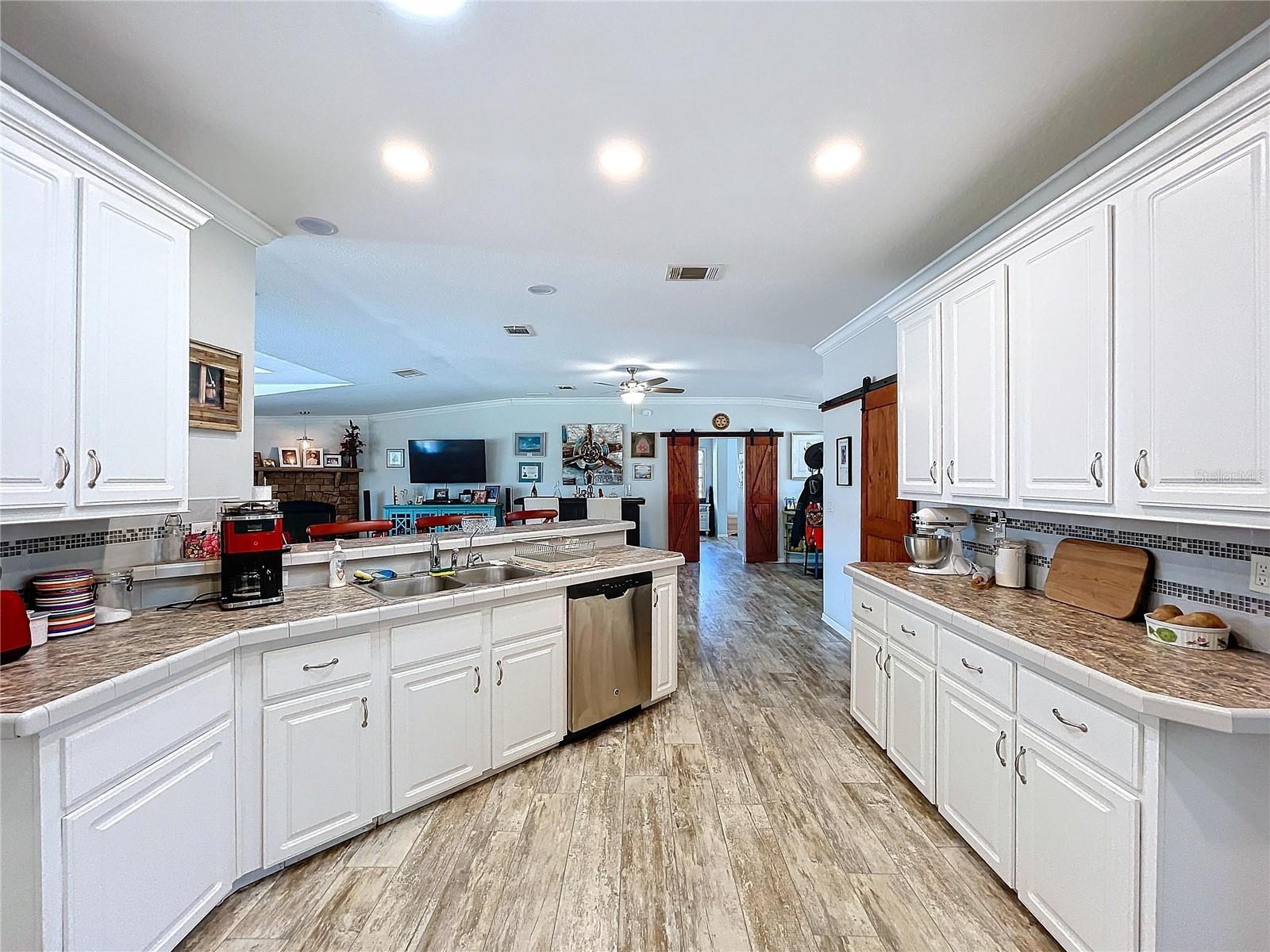 14890 CR 757, WEBSTER, FL, 33597