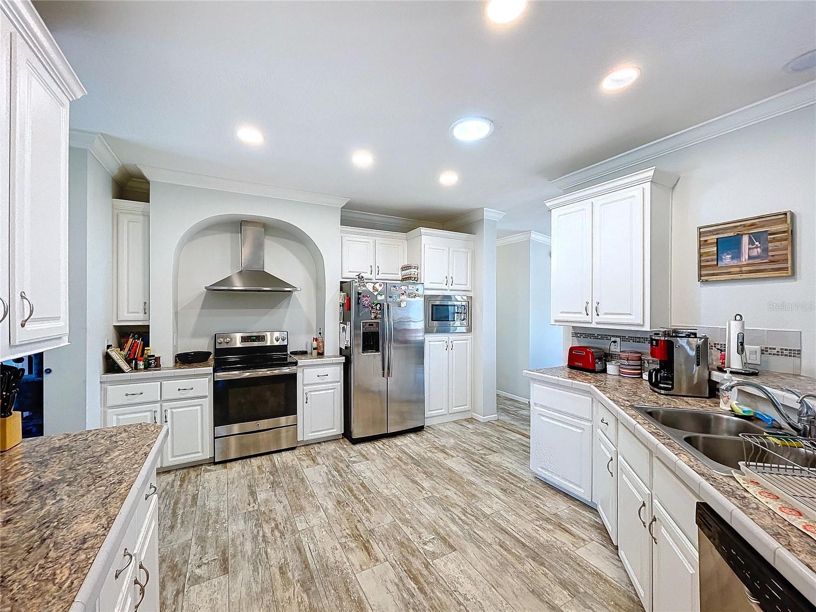 14890 CR 757, WEBSTER, FL, 33597