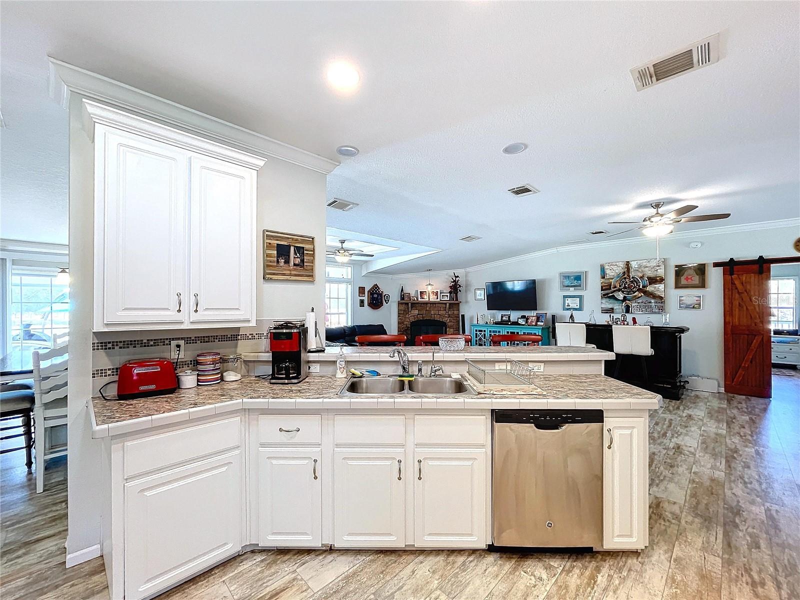 14890 CR 757, WEBSTER, FL, 33597