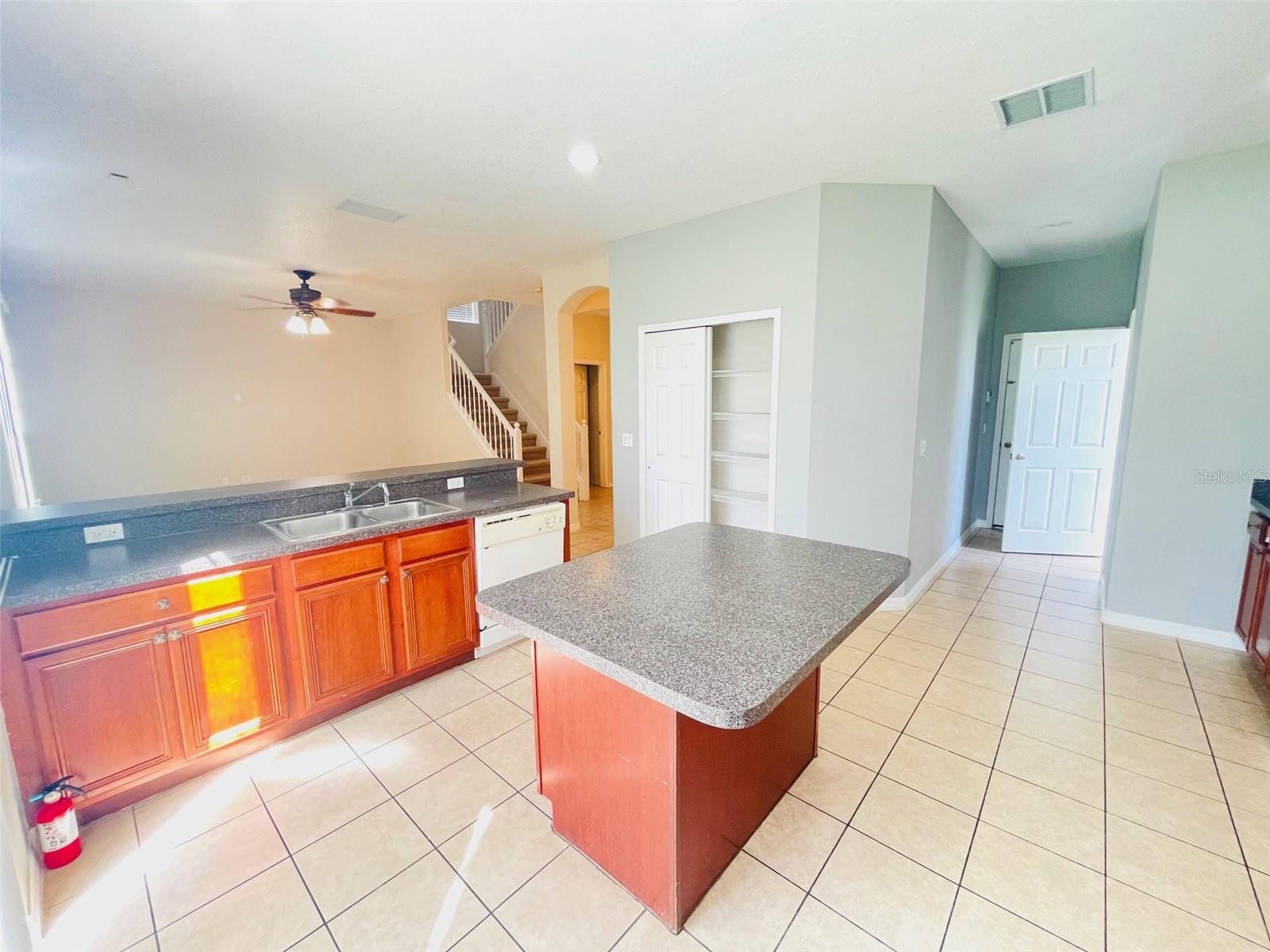 2802 EAGLE CLAW CT, KISSIMMEE, FL, 34746