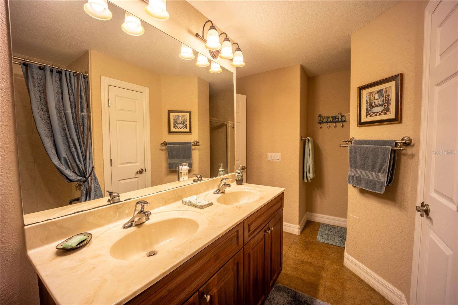 17327 WINTERGARDEN AVE, PORT CHARLOTTE, FL, 33948