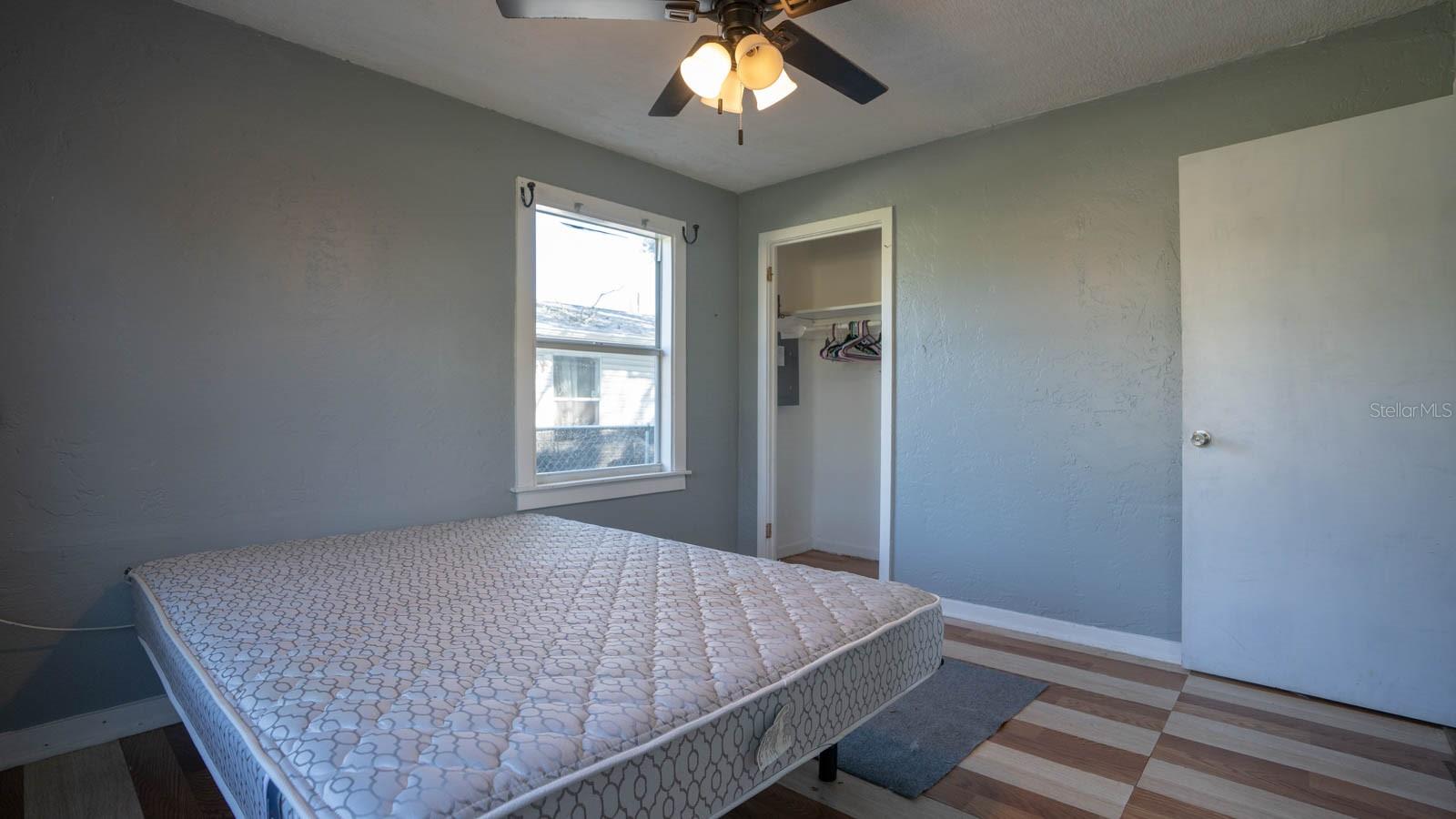 4650 EMERSON AVE S, ST PETERSBURG, FL, 33711