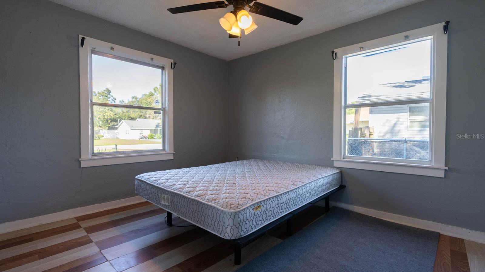 4650 EMERSON AVE S, ST PETERSBURG, FL, 33711