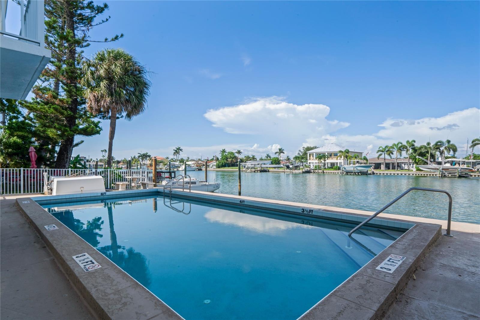 11655 3RD ST E #12, TREASURE ISLAND, FL, 33706