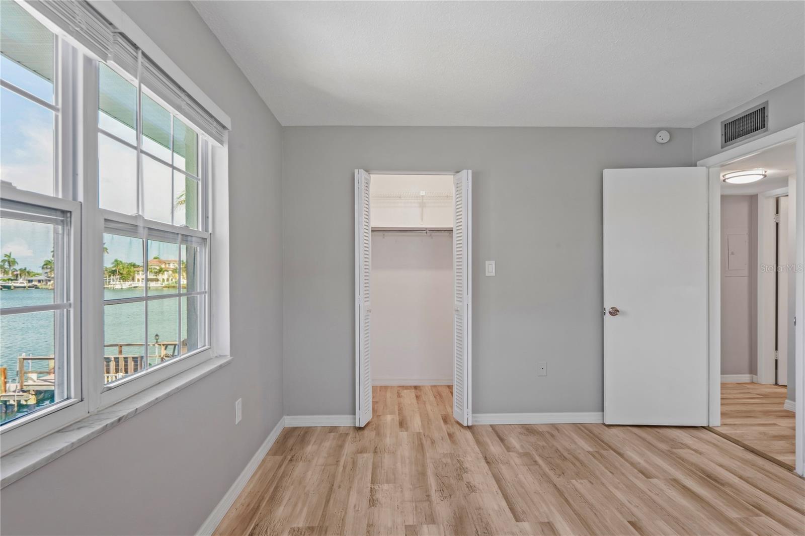 11655 3RD ST E #12, TREASURE ISLAND, FL, 33706