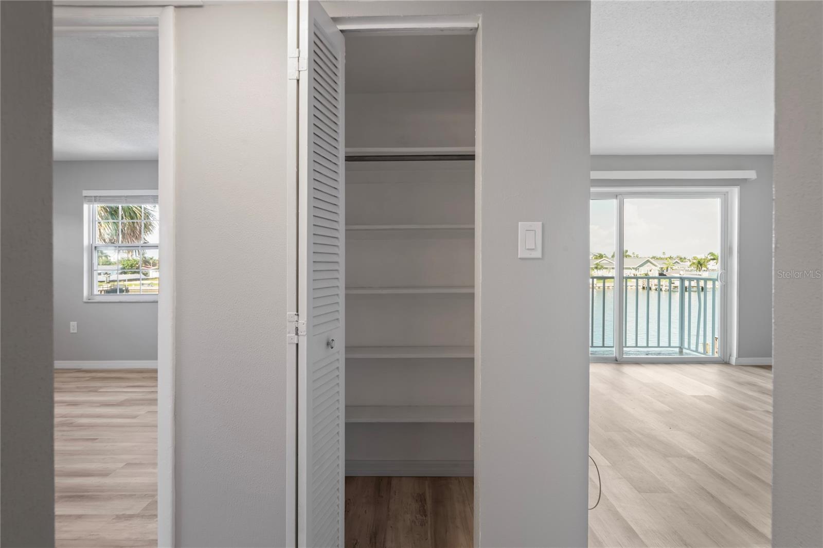 11655 3RD ST E #12, TREASURE ISLAND, FL, 33706