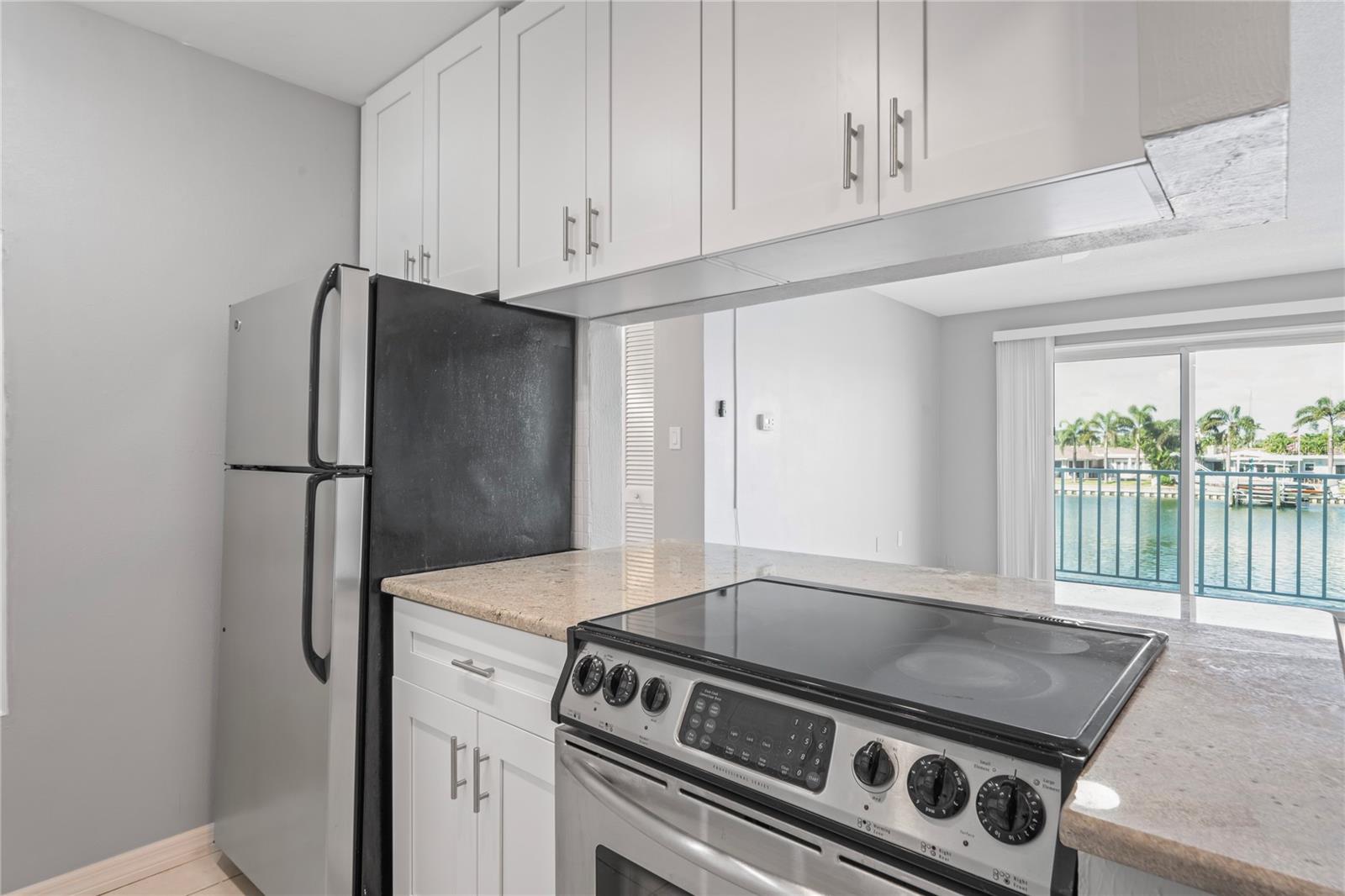 11655 3RD ST E #12, TREASURE ISLAND, FL, 33706