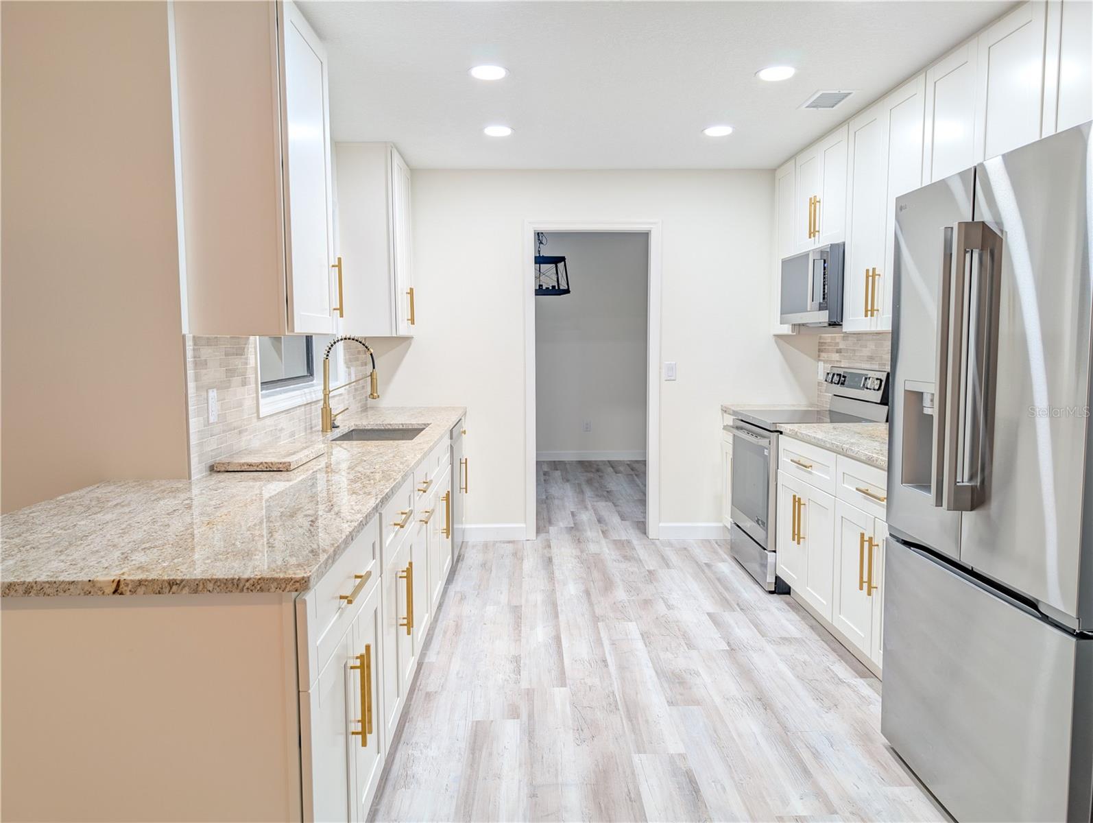 1057 NODDING PINES WAY, CASSELBERRY, FL, 32707