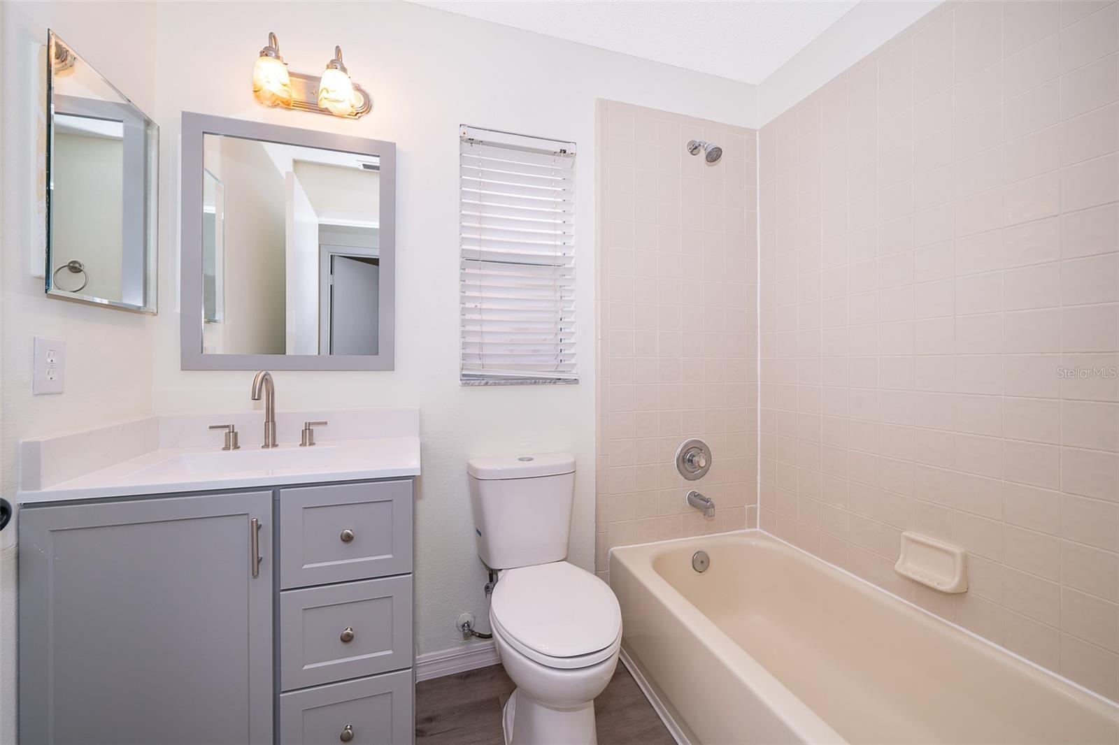 2425 ROLLING BROAK DR, ORLANDO, FL, 32837