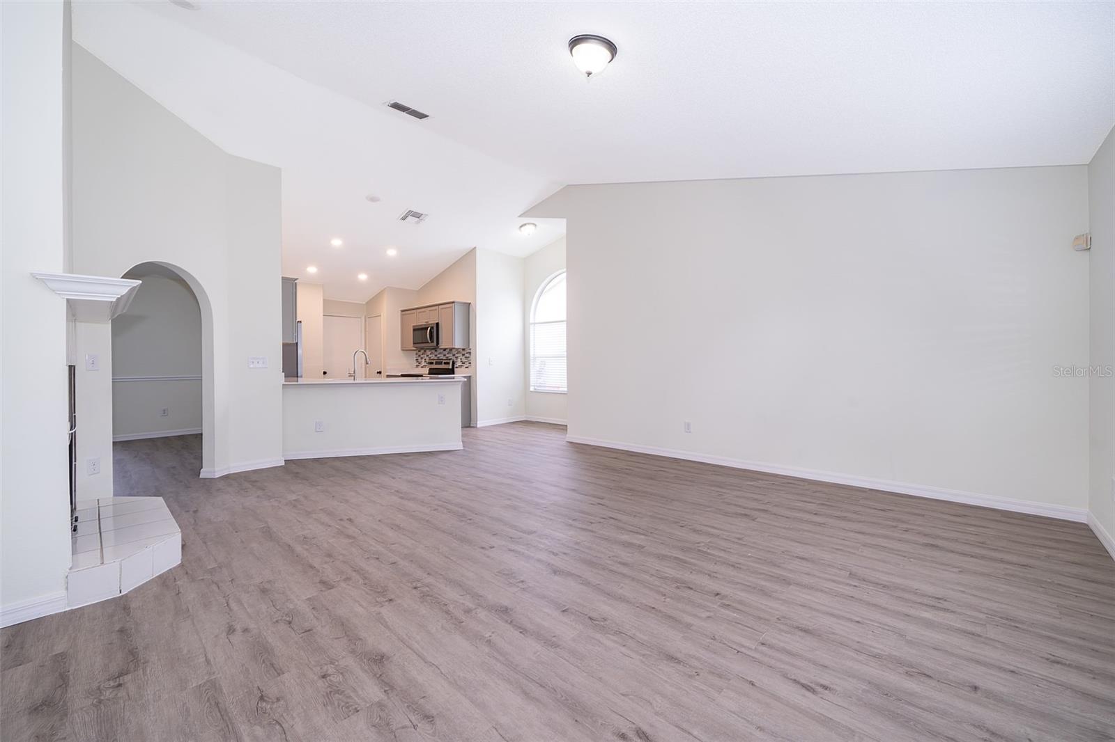 2425 ROLLING BROAK DR, ORLANDO, FL, 32837